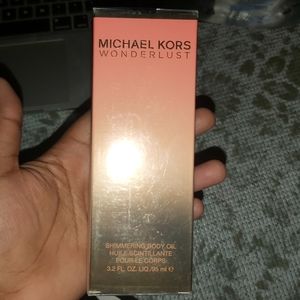 Michael Kors Wonderlust Shimmering Body Oil